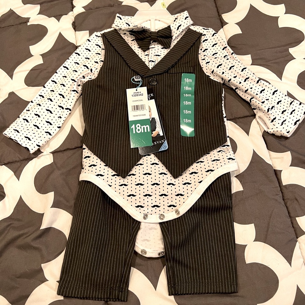 Cute mustache and pinstripe baby suite